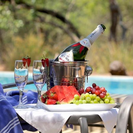 Tusk Bush Lodge Marloth Park Exteriér fotografie