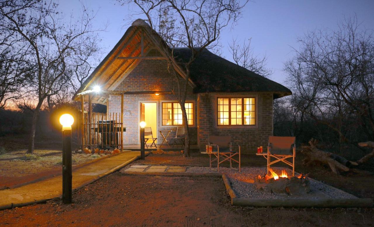 Tusk Bush Lodge Marloth Park Exteriér fotografie