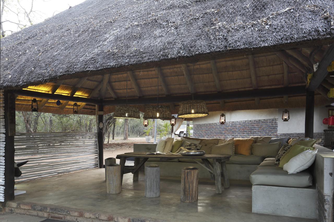 Tusk Bush Lodge Marloth Park Exteriér fotografie